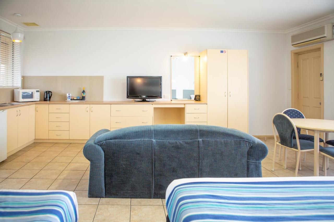 Lakeview Motel And Apartments Роб Экстерьер фото
