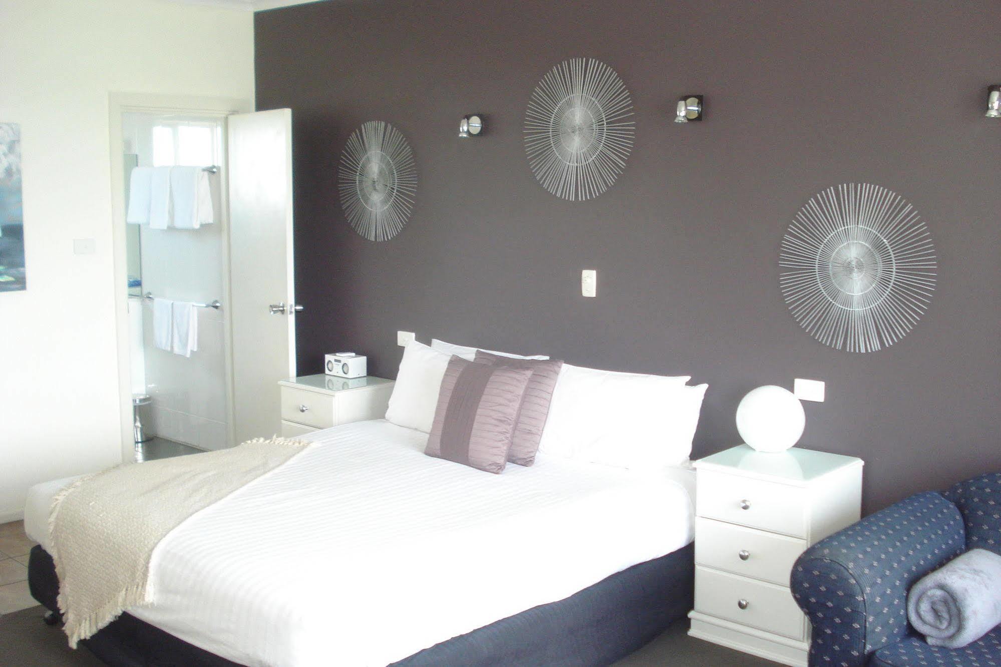 Lakeview Motel And Apartments Роб Экстерьер фото