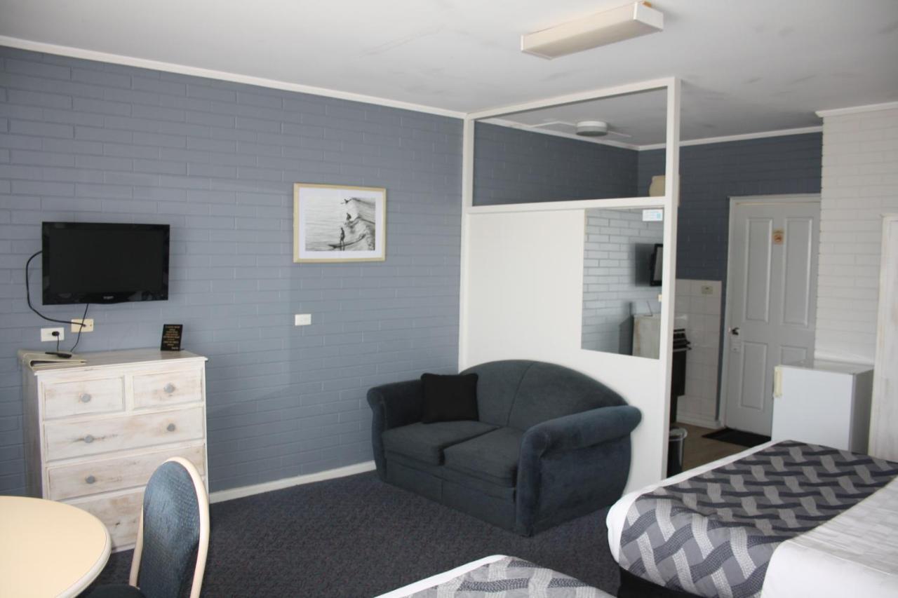 Lakeview Motel And Apartments Роб Экстерьер фото